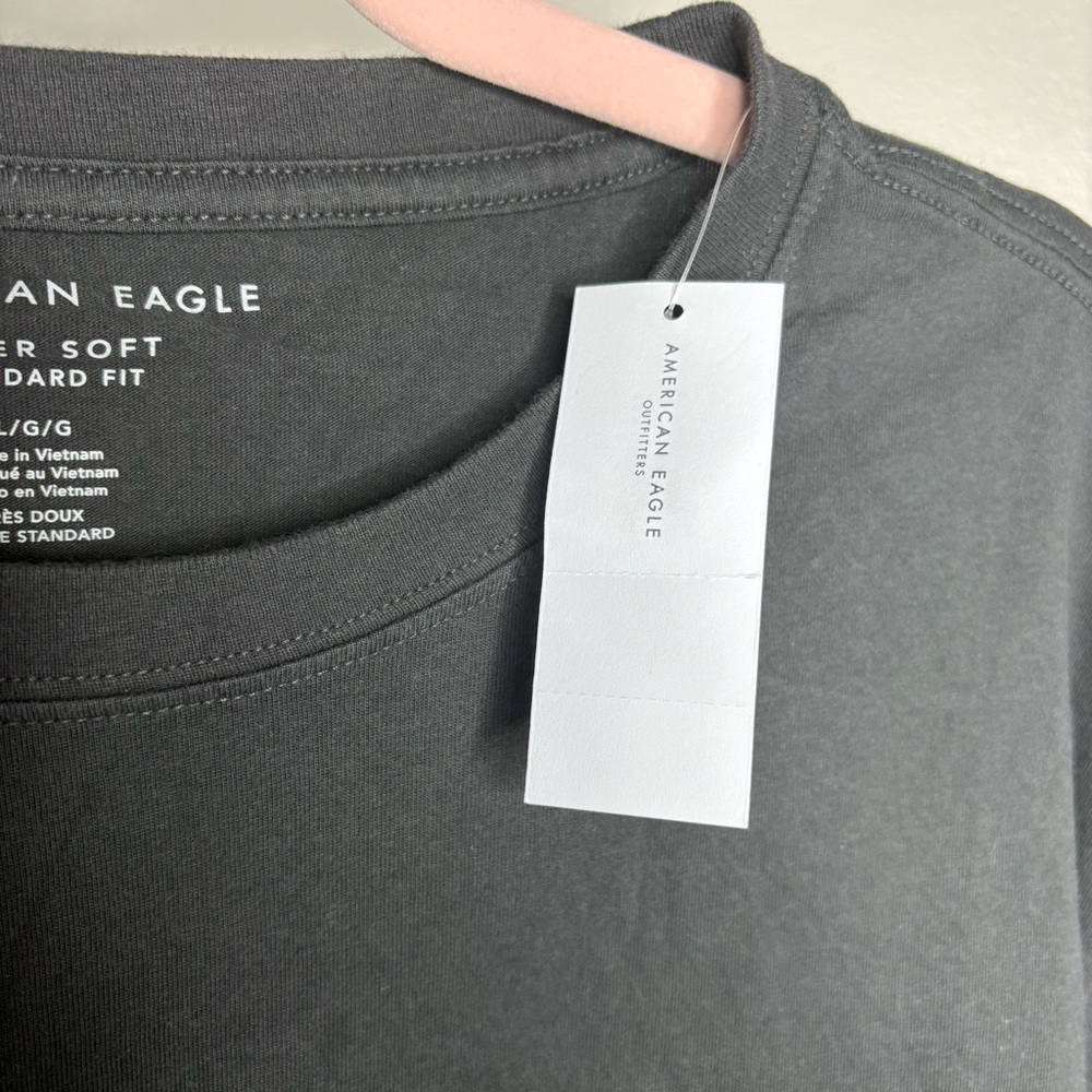 NWT American Eagle AE Photoreal Black Super Soft Long Sleeve Shirt Large - Picture 7 of 8